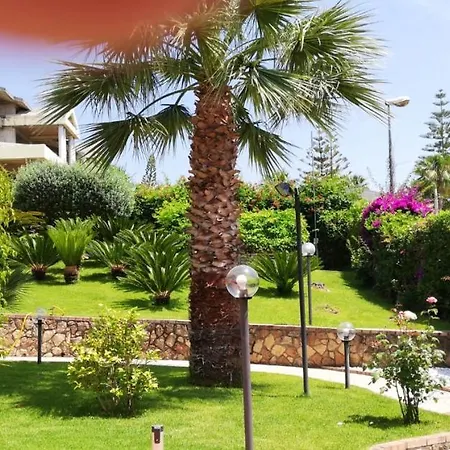 Cozy In 80 Sqm + Terrace Διαμέρισμα